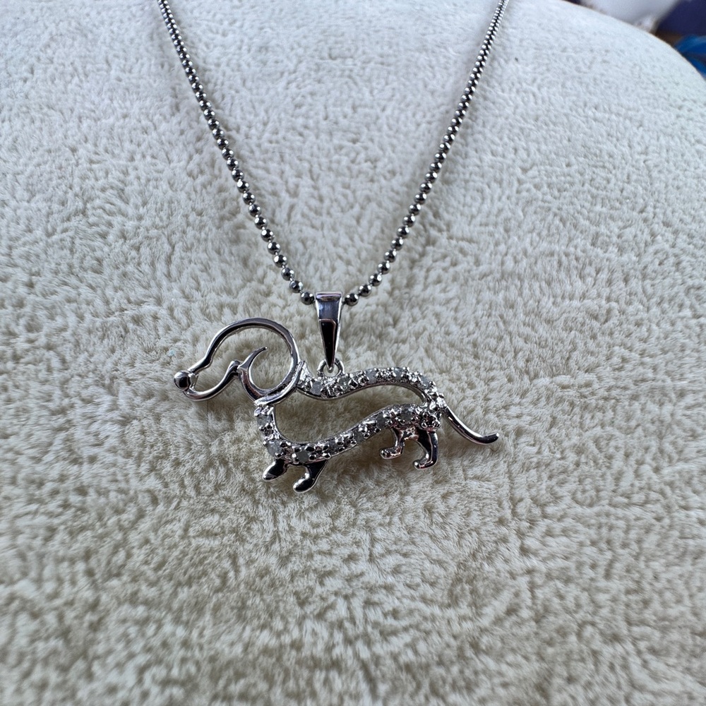 925 Diamond Silver Dachshund Pendant Necklace - Picture 5 of 9